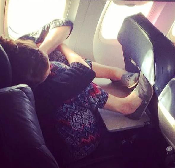 Sadece bir uçak yolculuğu olacağını zannediyordu ama... - Resim: 2