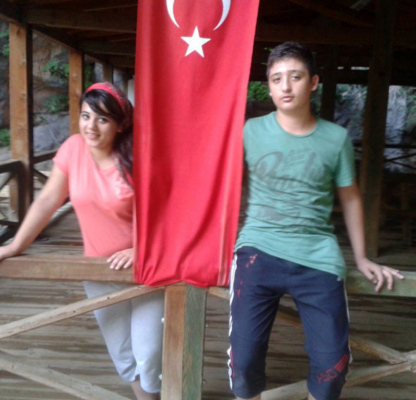 Ev taksidini ödeyemeyince cinnet geçirdi! Eşi ve kızını öldürüp... - Resim: 4