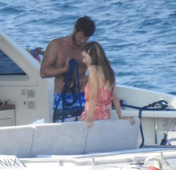 Çağatay Ulusoy'un sevgilisi değilmiş meğerse... - Resim: 3