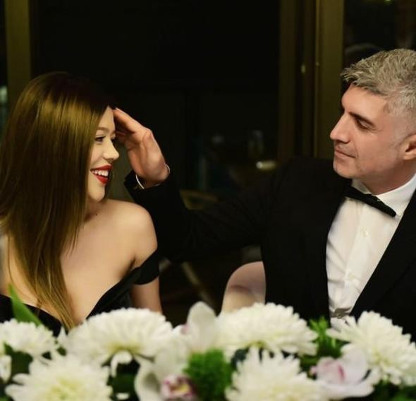 Özcan Deniz'den oğluna duygu yüklü mesaj! İlk kez yüzünü gösterdi - Resim: 1