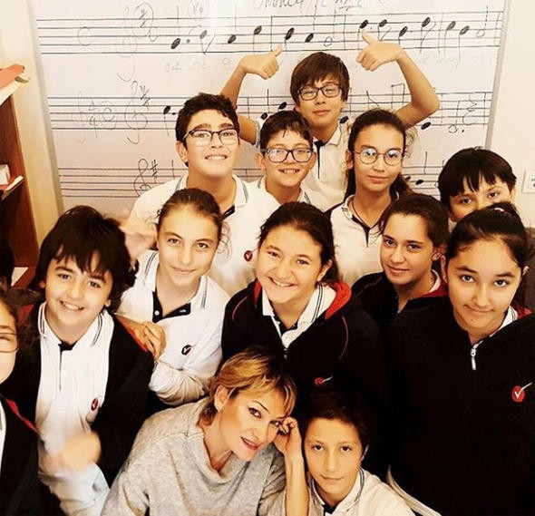 'Ah memedim' şarkısıyla gönülleri fethetmişti! Şimdi bambaşka biri oldu - Resim: 1