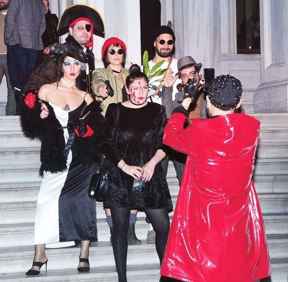 İstanbul'da cadılar bayramı kutlaması Şeyma Subaşı'ya bakın - Resim: 1