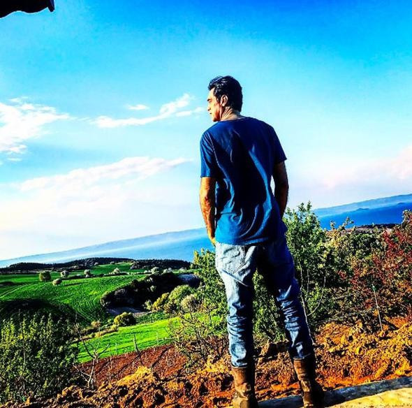 Köyde yaşamı tercih eden ünlüler - Resim: 3