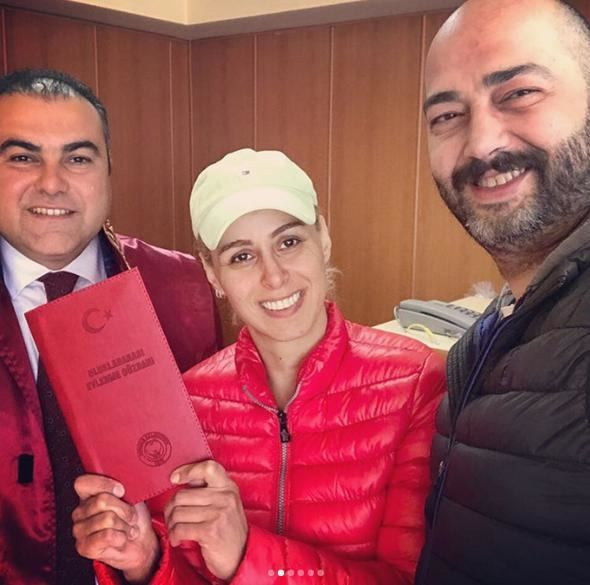 Niran Ünsal 12 bin fitte evlendi nikahı bakın kim kıydı! - Resim: 2