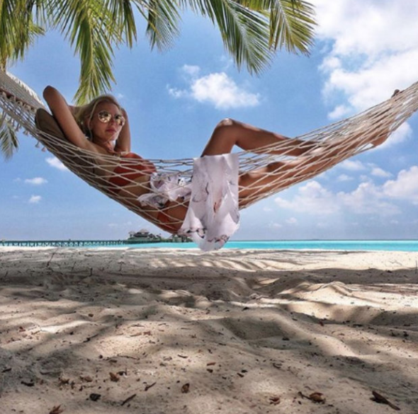 Ekrana veda etti diyar diyar geziyor! Kıskandıran tatilden kareler - Resim: 3