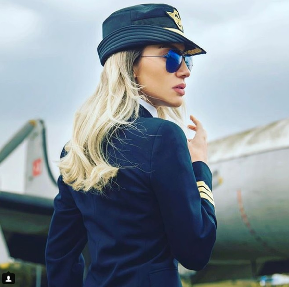 Sosyal medyayı sallayan Türk kadın pilotlar - Resim: 2