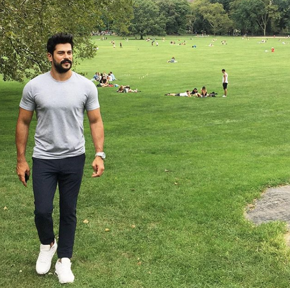 Burak Özçivit Fahriye Evcen'i aldattı mı bu görüntüler skandal! - Resim: 2