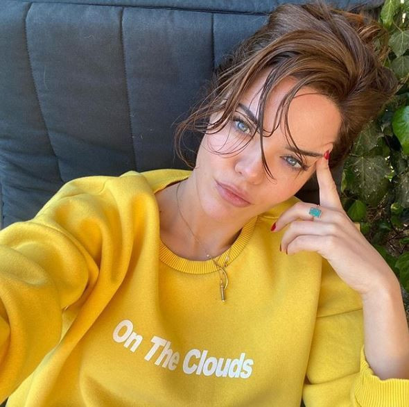 ATV Bir Zamanlar Çukurova oyuncusu Hilal Altınbilek estetik itirafıyla olay oldu! - Resim: 1