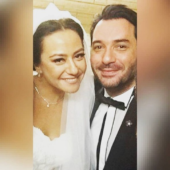 Ezgi Sertel evlendi eşi de tanıdık çıktı! - Resim: 1