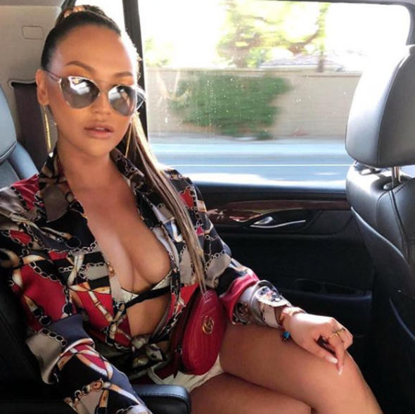 Dünya yansa umurlarında olmaz! Hayat onlara güzel - Resim: 2