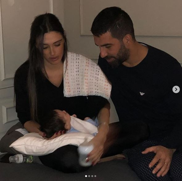 Arda Turan ve Aslıhan Doğan Turan çiftinin ikinci bebeklerinin cinsiyeti belli oldu! - Resim: 2