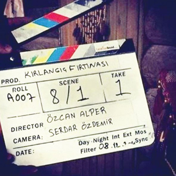 Kırlangıç Fırtısınası’nda bebek krizi Meltem Cumbul bıraktı - Resim: 1