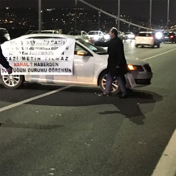 15 Temmuz Şehitler Köprüsü'nde trafik durdu! İşte sebebi... - Resim: 1