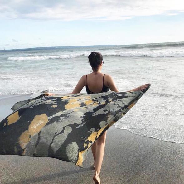 Tatil bitti Türkiye'ye döndü! Genç mankenlere taş çıkardı - Resim: 3