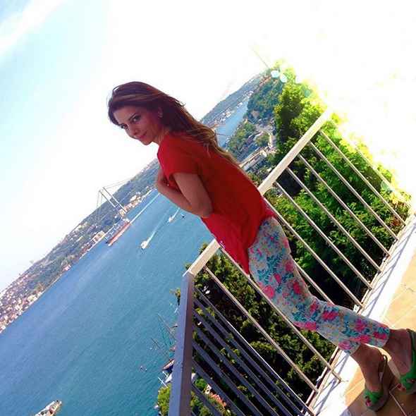 Semahat Özdoğan kimdir? Bu spikerden dünyada 3 tane var - Resim: 1