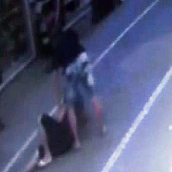 Korkunç görüntüler: Sokak ortasında kanlı infaz! - Resim: 3