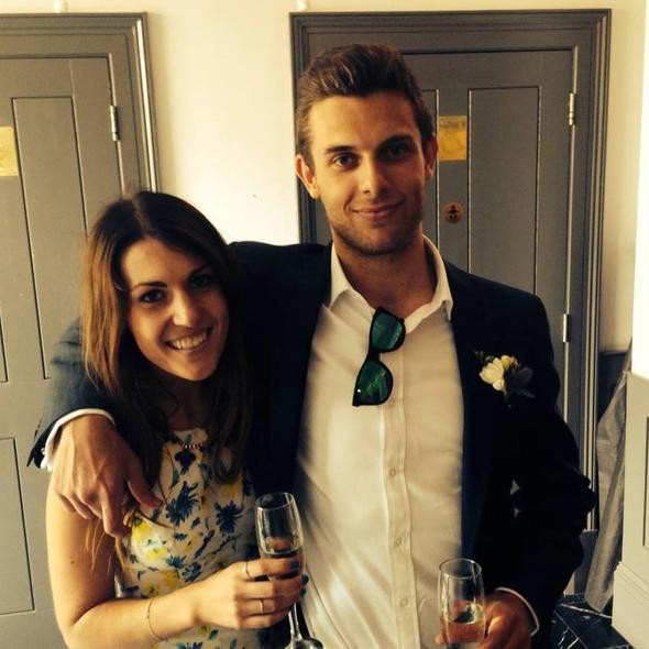 Damadıyla yemek yedi, şoke eden gerçeği fotoğraf ortaya çıkardı - Resim: 2