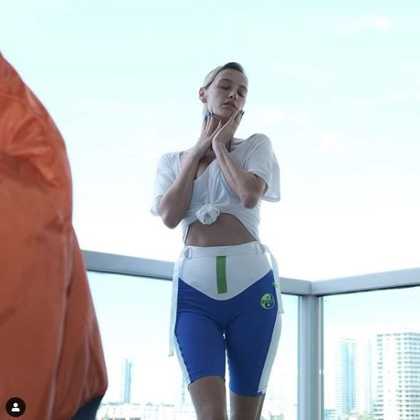 Didem Soydan'ın Nişantaşı'nda sabah ezanı paylaşımı olay oldu! - Resim: 3