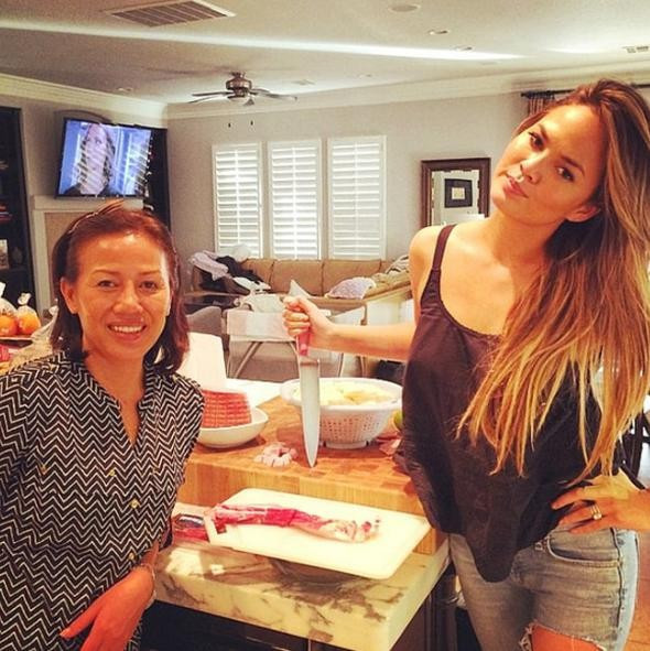 Cansu Taşkın'ın kahvaltı hazırlarken giydiği kıyafete bakın - Resim: 4