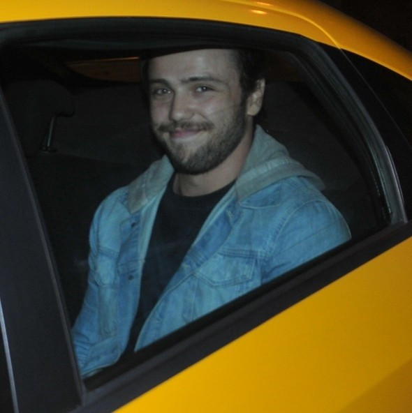 Beraber eğlendiler ama... Hande Erçel yalnız ayrıldı! - Resim: 2