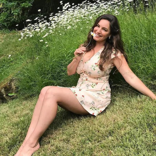 Lüks yaşantıyı bıraktı kır evine yerleşti! İşte ünlü modelin köy hayatı - Resim: 1