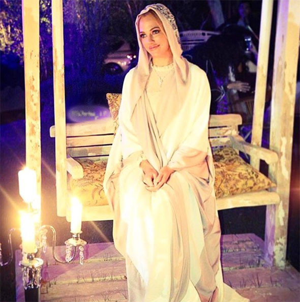 Para karşılığı şeyhle yemeğe çıktım! Bir daha... - Resim: 1