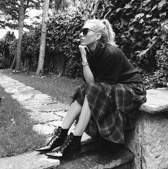 Sinem Kobal karantina günlerini bakın nasıl geçiriyor kendisi anlattı - Resim: 2