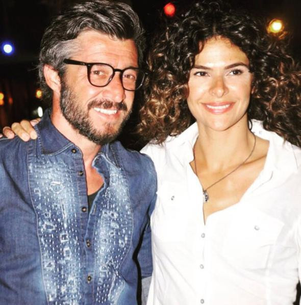 Ünlü oyuncular sokak ortasında gırtlak gırtlağa geldi burnunu ısırdı - Resim: 1