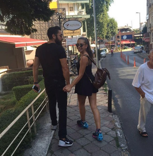 İlginç yılbaşı hediyesi Neslihan Atagül'e tam 100 adet.. - Resim: 4