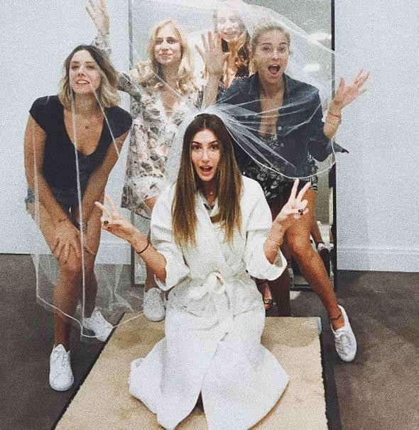 Şeyma Subaşı gelinlik hazırlığına başladı - Resim: 3