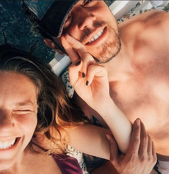 Aslı Enver'in gerdin günü Murat Boz ile ayrılması reklam mı? - Resim: 2