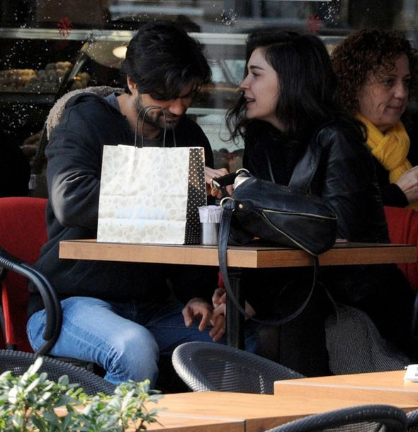 EDHO’nun Esrası dudak dudağa! Bakın gönlünü kime kaptırdı - Resim: 2