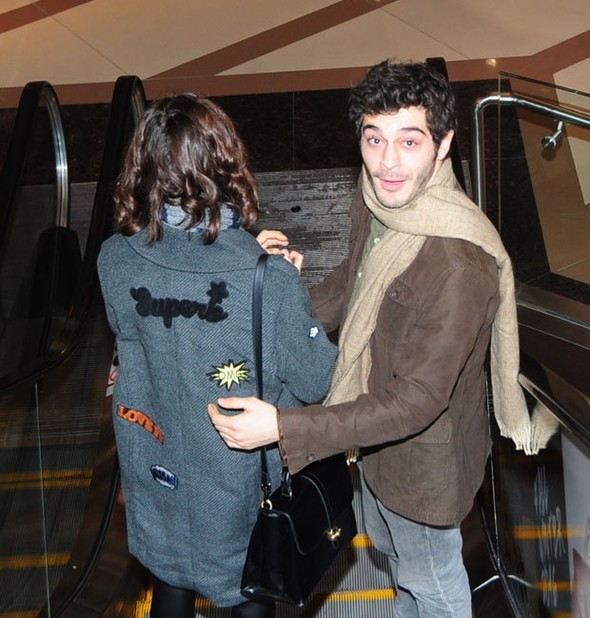 Aşk Laftan Anlamaz'ın Murat'ı dudak dudağa yakalandı - Resim: 4