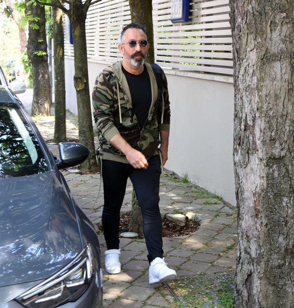 Cem Yılmaz'ın Defne Samyeli'ye cevabı olay oldu! - Resim: 1