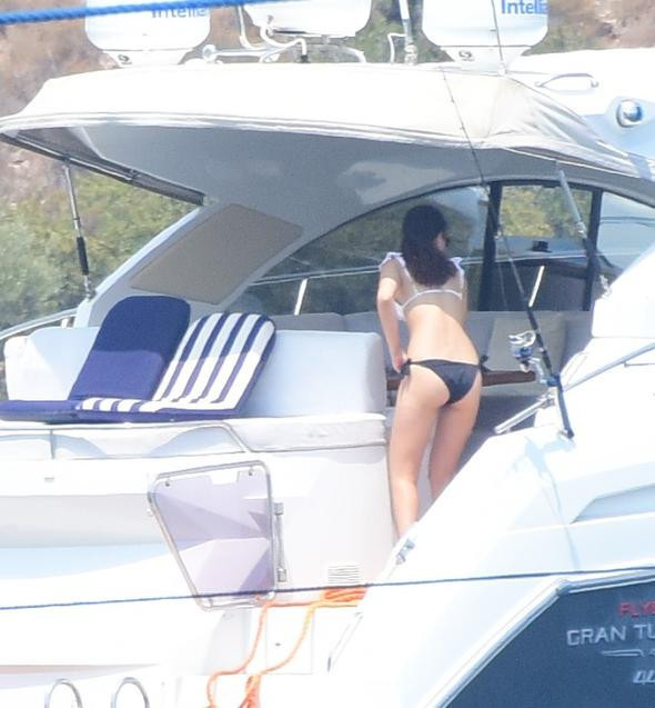 Çağatay Ulusoy'un teknesindeki gizemli misafir - Resim: 1