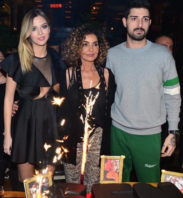 İdo'yla Yasemin'i annesi mi ayırdı? Derya Tuna sessizliğini bozdu - Resim: 1