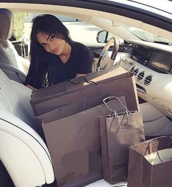 Sıra zengin çocukların anne babalarında.. Bakın onların paylaşımları nasıl! - Resim: 4