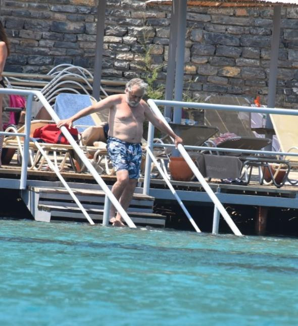 Aşkın Nur Yengi ve Haluk Bilginer tatilde! Yeniden evleniyorlar - Resim: 3