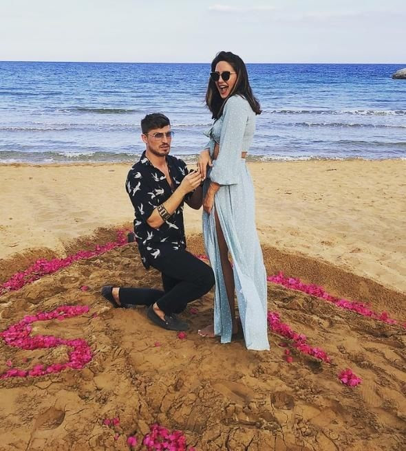 Survivor 2018'in finalinde evlenme teklifi - Resim: 2