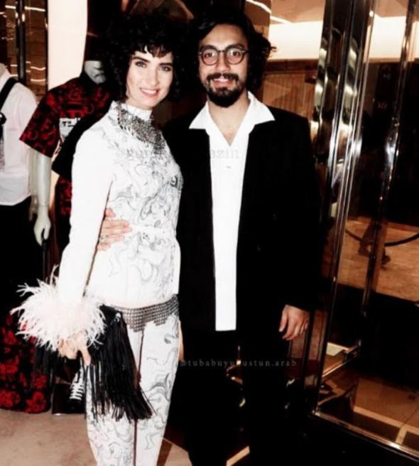 Tuba Büyüküstün'e açık açık mesaj 'Senin için ölecek biri varsa...' - Resim: 4