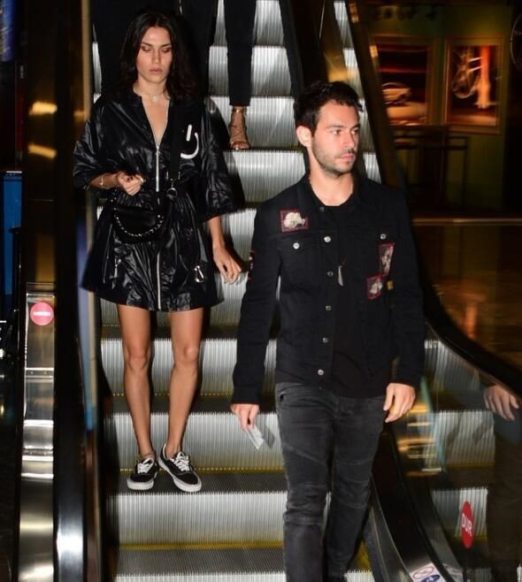 Mucize Doktor'un Elif'i Serenay Aktaş Hakan Sabancı ile görüntülendi - Resim: 3