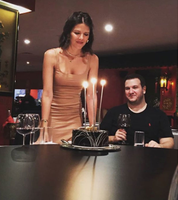 Şahan Gökbakar'dan eşine doğum günü sürprizi!  - Resim: 4