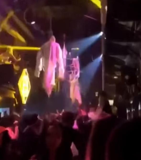 Cadılar Bayramı gösterisi ölümle sonuçlandı - Resim: 3