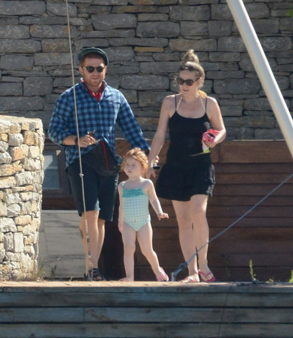 Athena Gökhan'ın kızına bakın! Babasının kopyası - Resim: 3