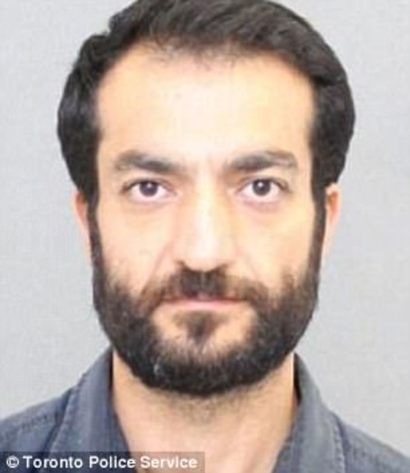 Kanada'yı karıştıran seri katil! Türk kurbanını da... - Resim: 2