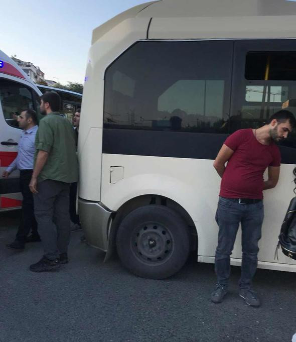 TEM'deki kazaya Mevlüt Uysal müdahale etti - Resim: 4