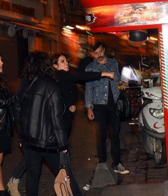 İrem Sak'ın olaylı gecesi: Ben Sivaslıyım, güç bende uyanın ulan - Resim: 1