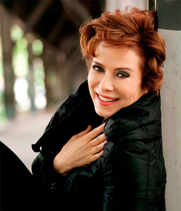 Zuhal Olcay'a o hareketi pahalıya patladı! 10 ay hapis... - Resim: 1