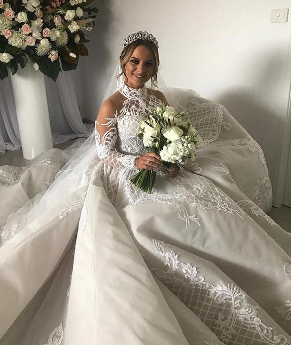 Genç çiftin balayı tatili kabusa döndü! - Resim: 2