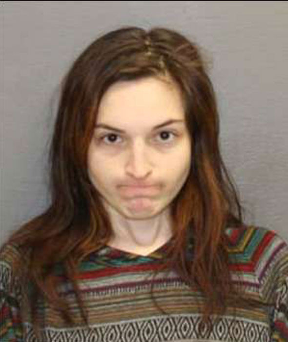 Korkunç! Erkek arkadaşına 'pala' ile tecavüz etti - Resim: 1